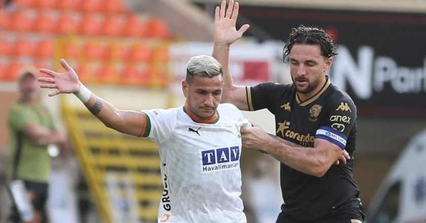 Hull City hazırlık maçında Alanyaspor'u yendi – Son Dakika Spor Haberleri