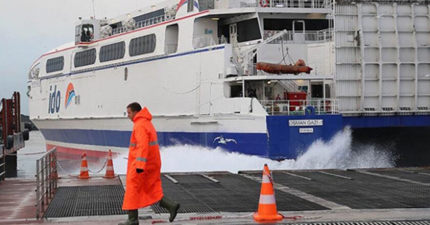 Birçok deniz ulaşımı seferi iptal edildi