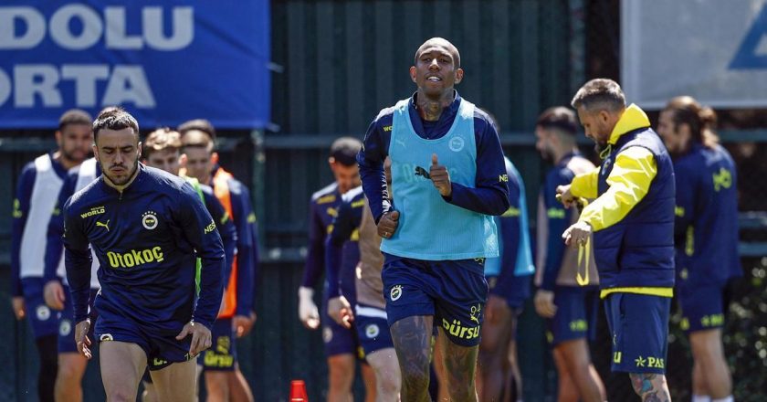 Fenerbahçe derbi mesaisini sürdürdü – Son Dakika Futbol Haberi