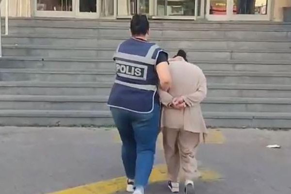 Hırsızlık suçundan aranıyordu! Kayseri’de 75 yıl hapisle aranan hükümlü yakalandı
