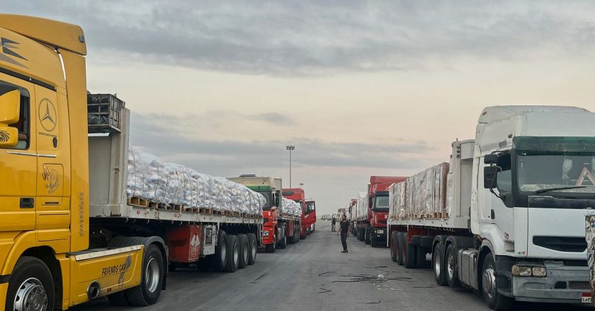 İsrail, tüccarlar aracılığıyla Gazze’ye kontrollü mal girişine izin vereceğini açıkladı