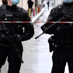 Paris’te müzeden 700 bin dolarlık altın çalındı