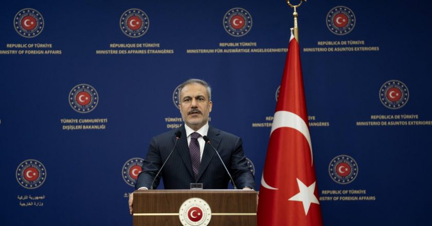 Dışişleri Bakanı Fidan Bakan Güler ve Yerlikaya ile görüştü