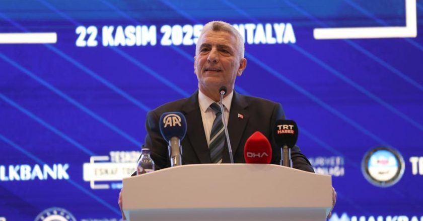 Ticaret Bakanı Ömer Bolat: “Esnafa verilen kredi miktarı 148 milyar lirayı buldu”