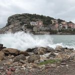 Bartın’da Şiddetli Fırtına: Dalga Boyu 3 Metreyi Buldu!