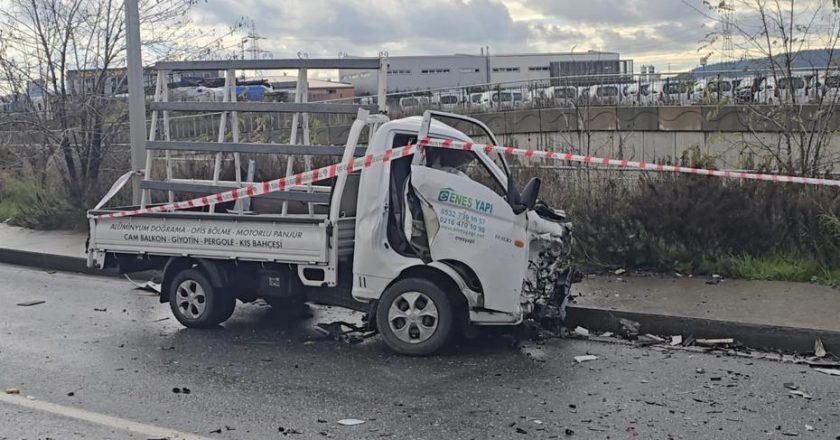 Yağmur yüzünden kayganlaşan yolda kaza: Bir can gitti