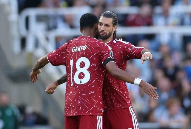 Liverpool 90+9’da golü buldu, sezona 1 puanla başladı